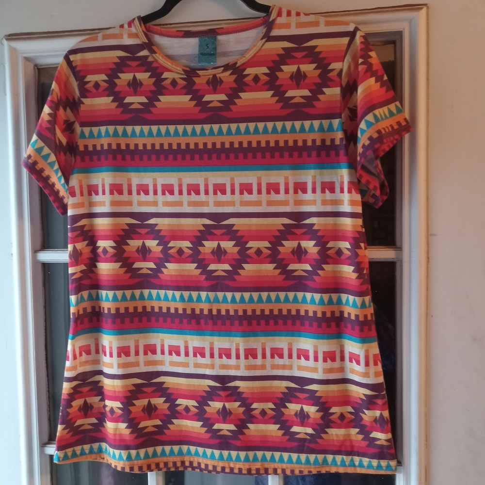 Aztec Print Short Sleeve Women's Top Size Small